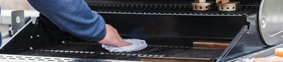 CLEANING-A-TRAEGER-GRILL